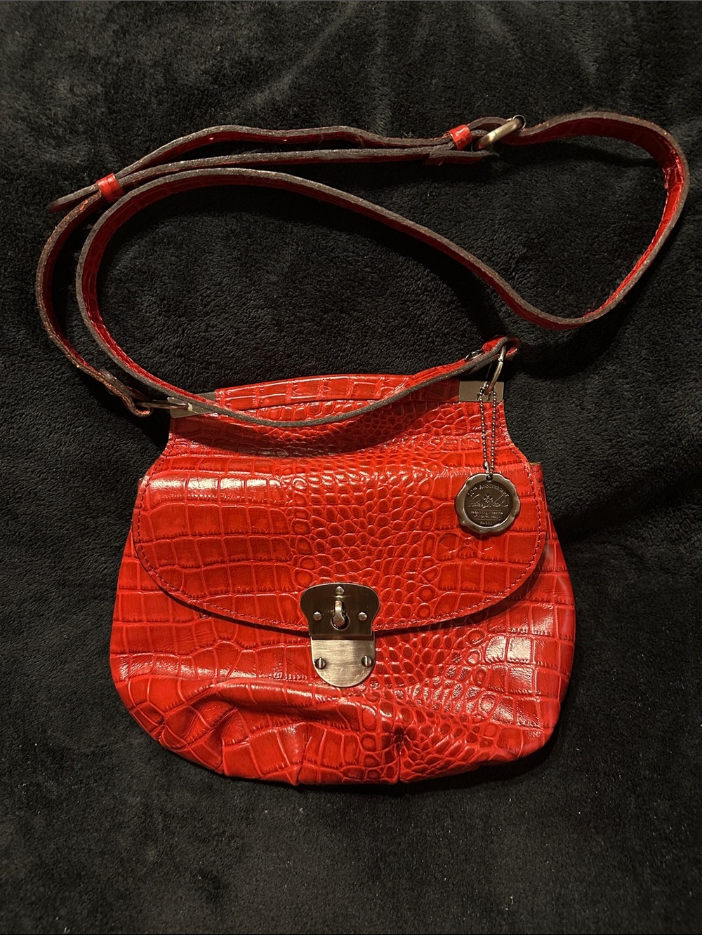 Patricia Nash Veneto Red Croc-Embossed Leather Crossbody Bag